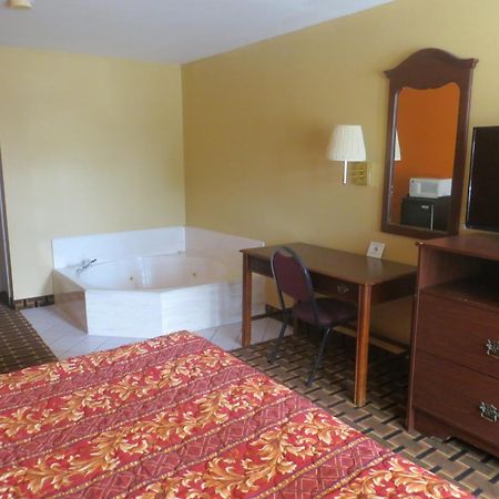 La Grange Executive Inn And Suites חדר תמונה