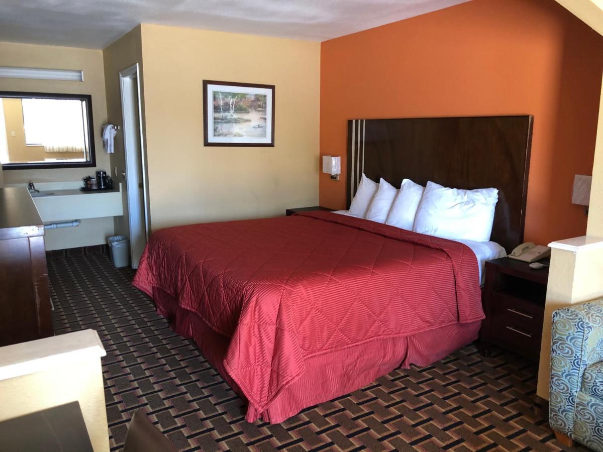 La Grange Executive Inn And Suites מראה חיצוני תמונה